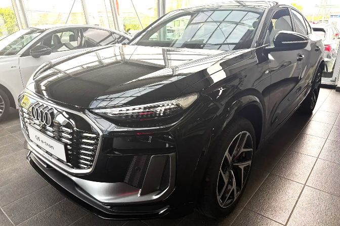 Oferta%20Audi%20Q6%20Sportback%20e-tron%20quattro